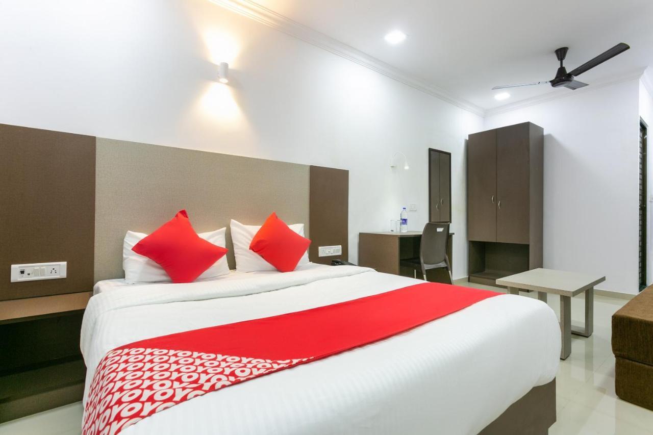 Collection O 74412 Ardaas Residency Hotell Mumbai Eksteriør bilde
