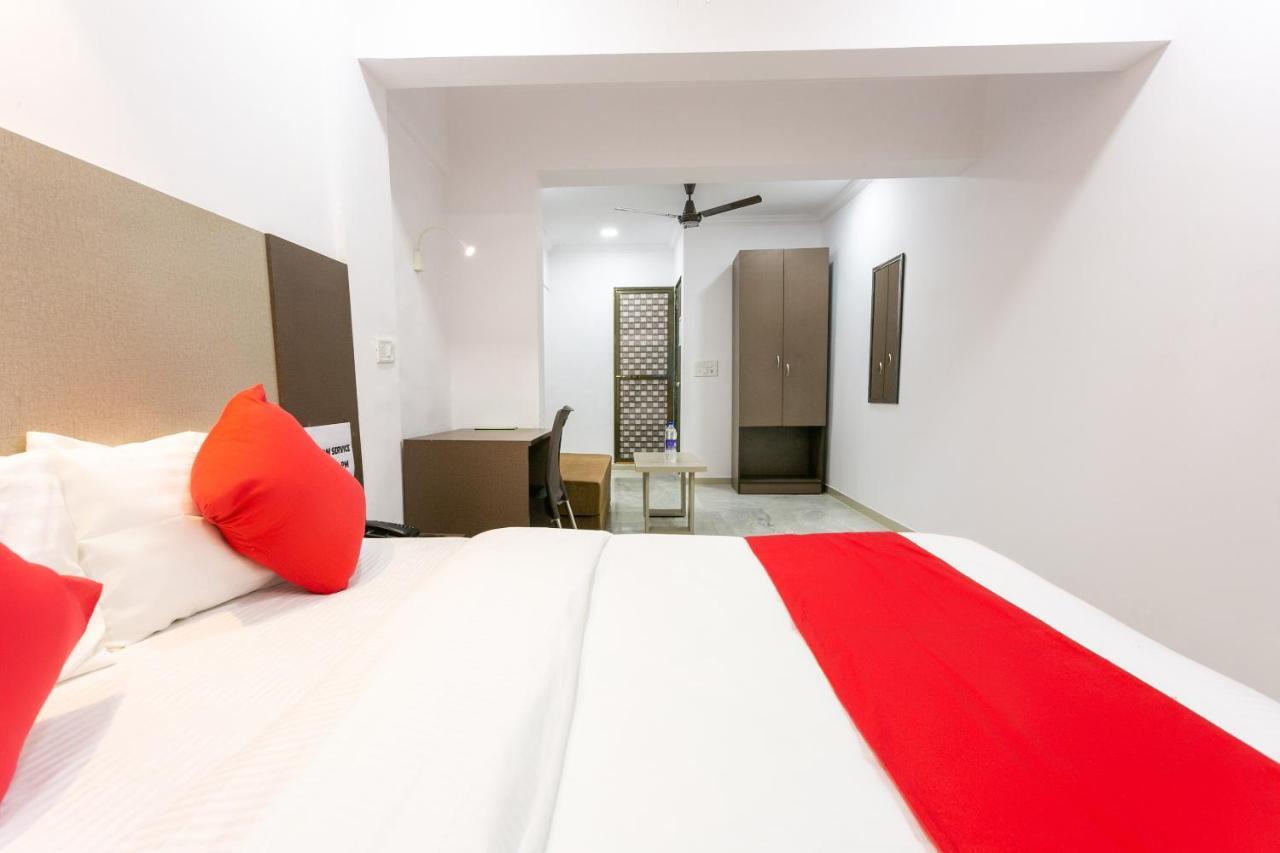 Collection O 74412 Ardaas Residency Hotell Mumbai Eksteriør bilde